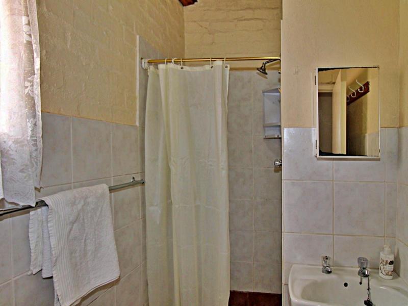 6 Bedroom Property for Sale in Vermont Western Cape